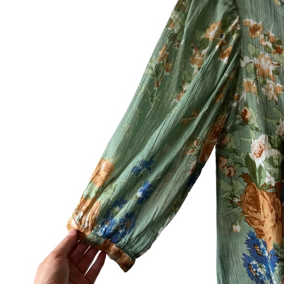 APRIL CORNELL | Oversized Charming Floral Boho Tunic Top - Picture 4 of 6